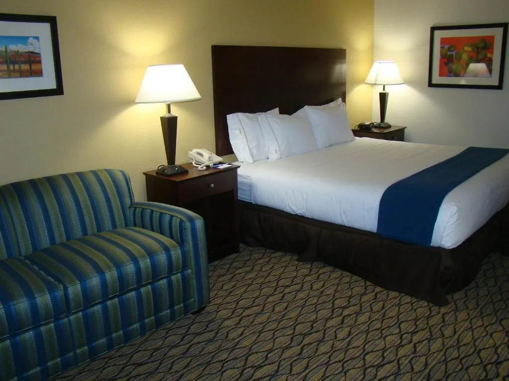 Holiday Inn Express Scottsdale North By Ihg 3*,